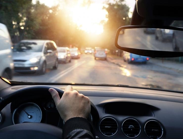 Fahren im städtischen umfeld